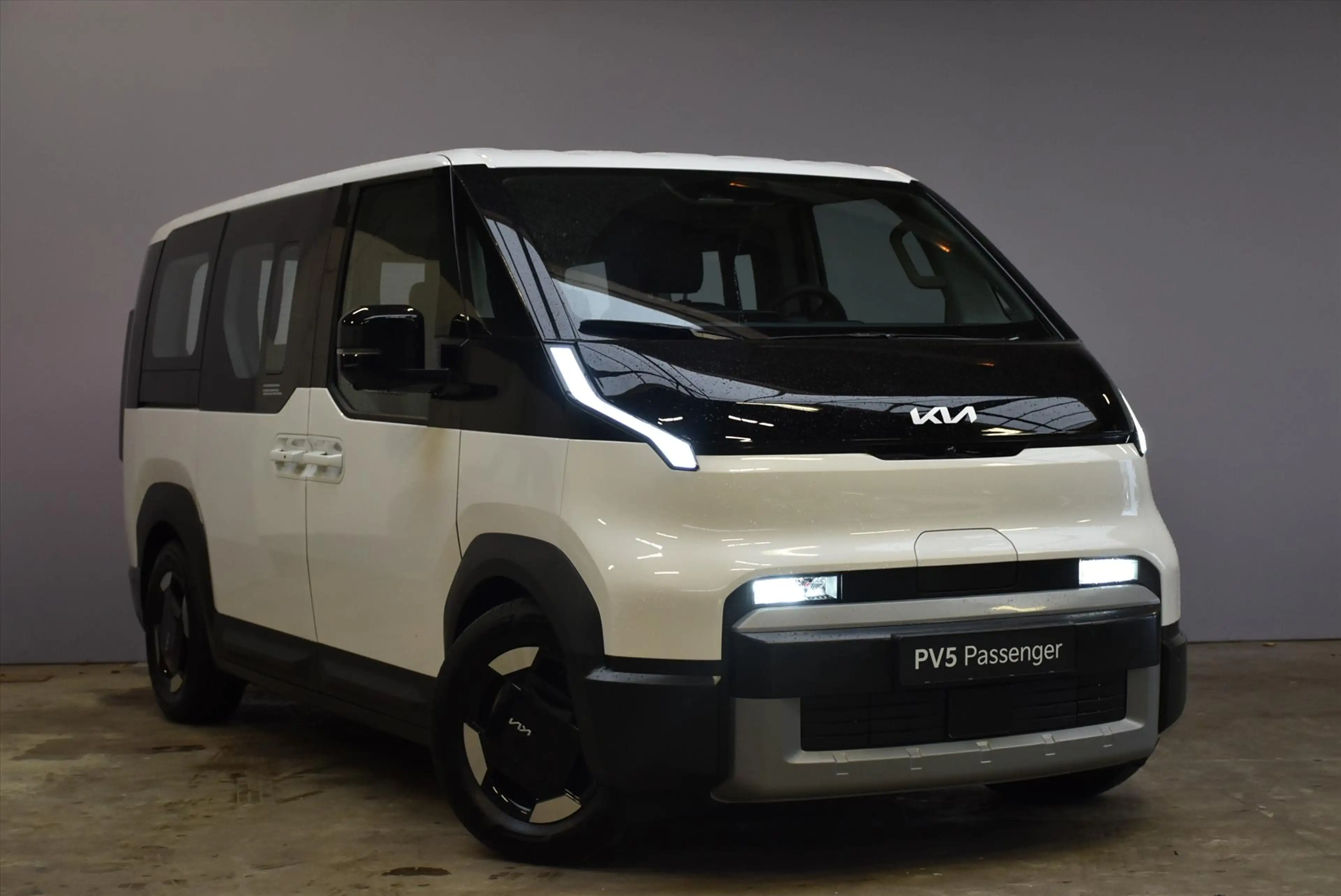 Kia PV5 Passenger 71,2 kWh Elite Executive NIEUW - SNEL LEVERBAAR — photo 4