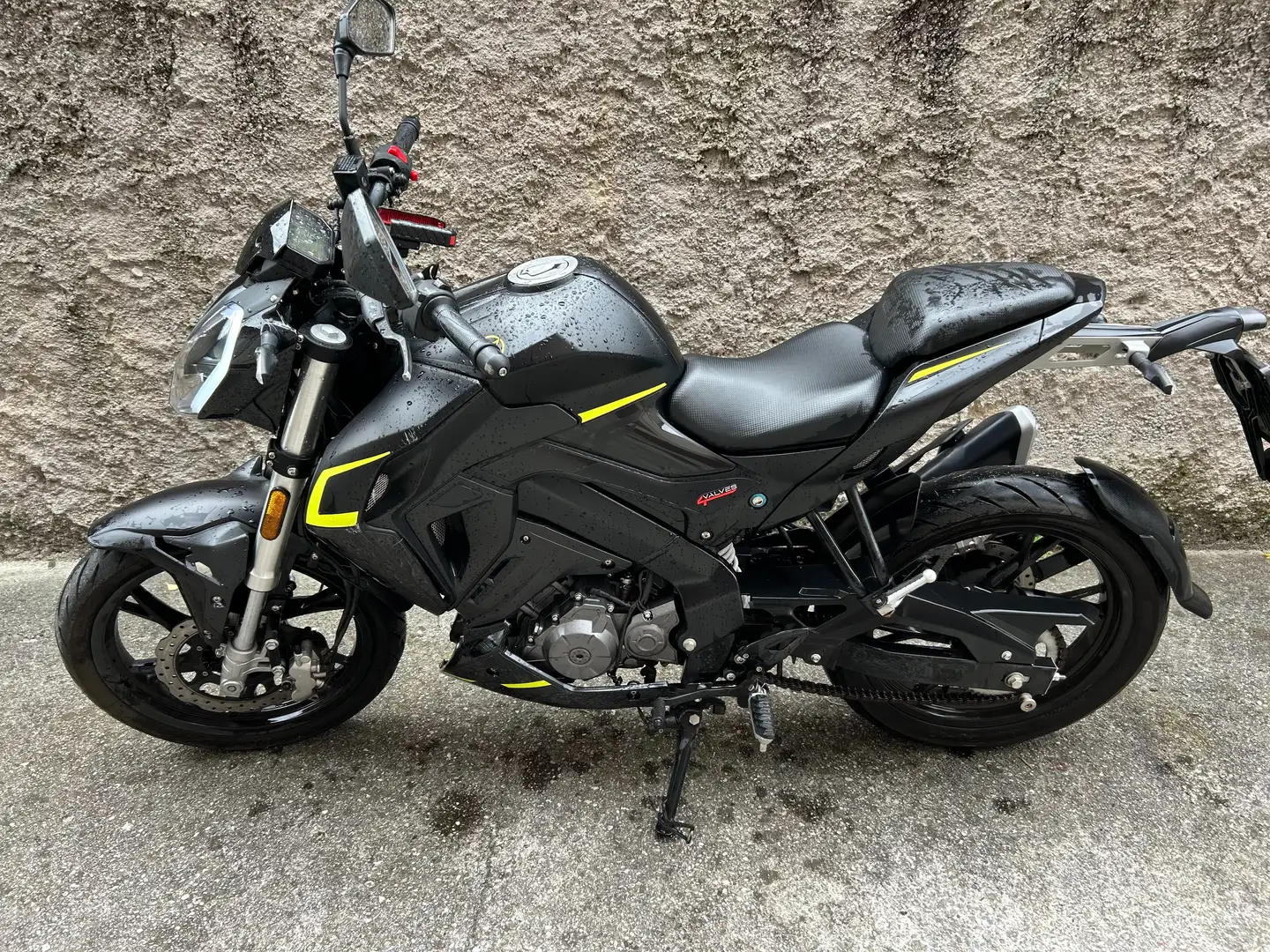 Keeway RKF 125 Negro - 1