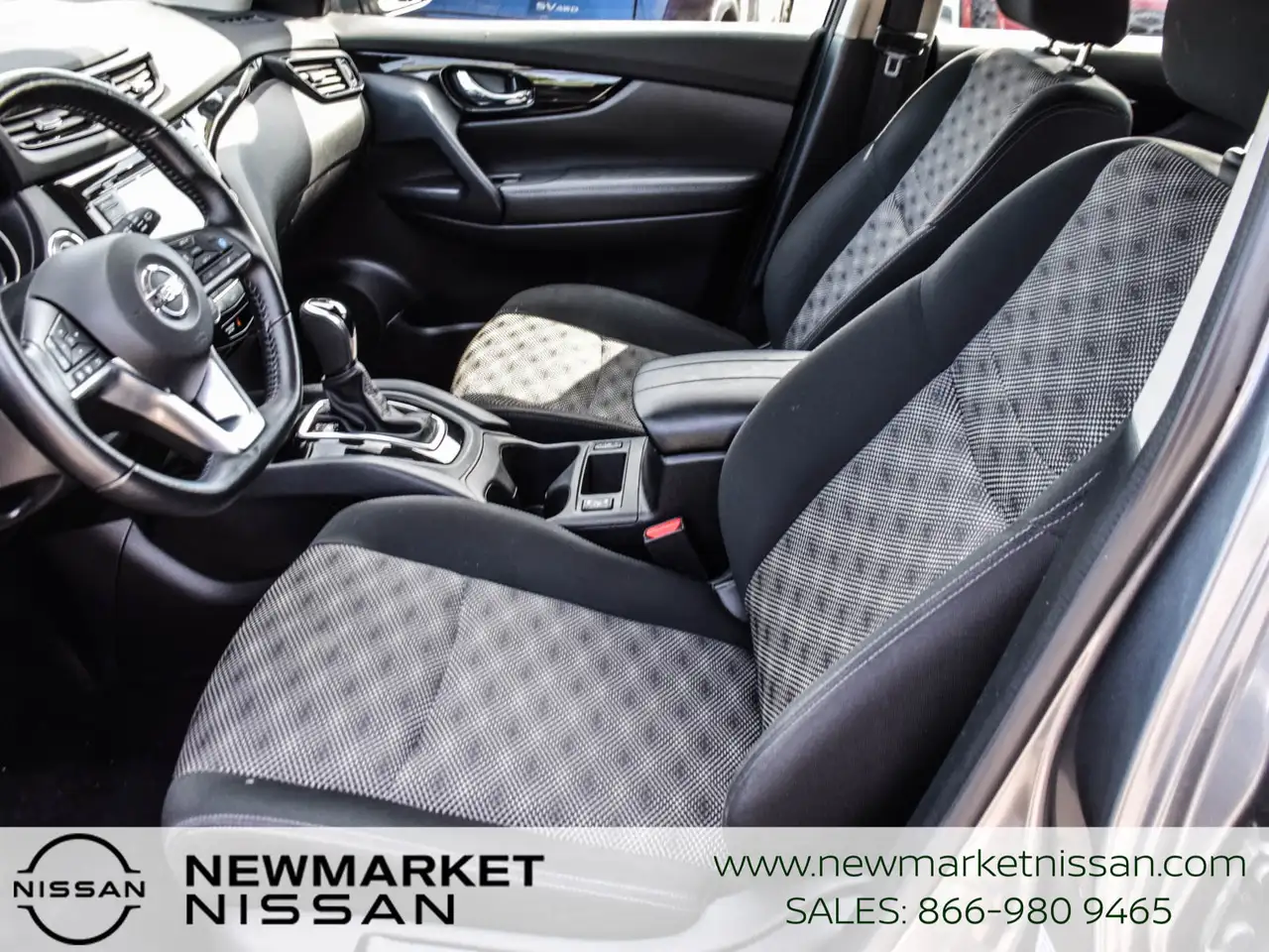 Nissan Qashqai снимка Nissan Qashqai