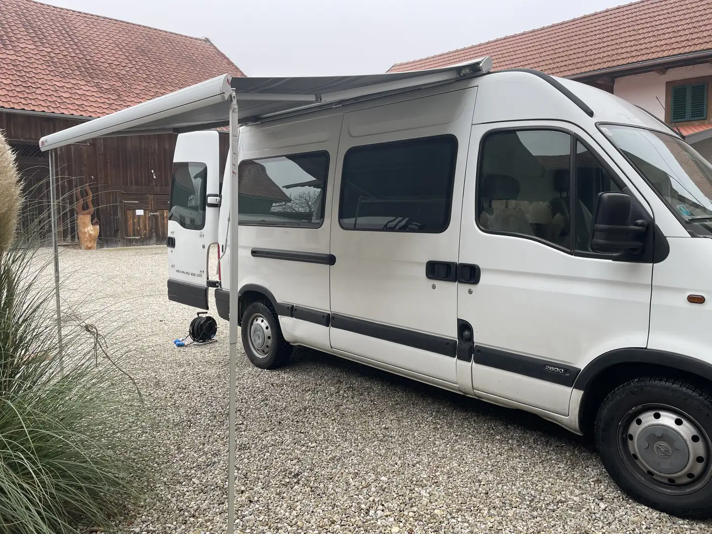 Opel Movano Campervan - liebevoll ausgebaut, sofort reisefertig Weiß - 2