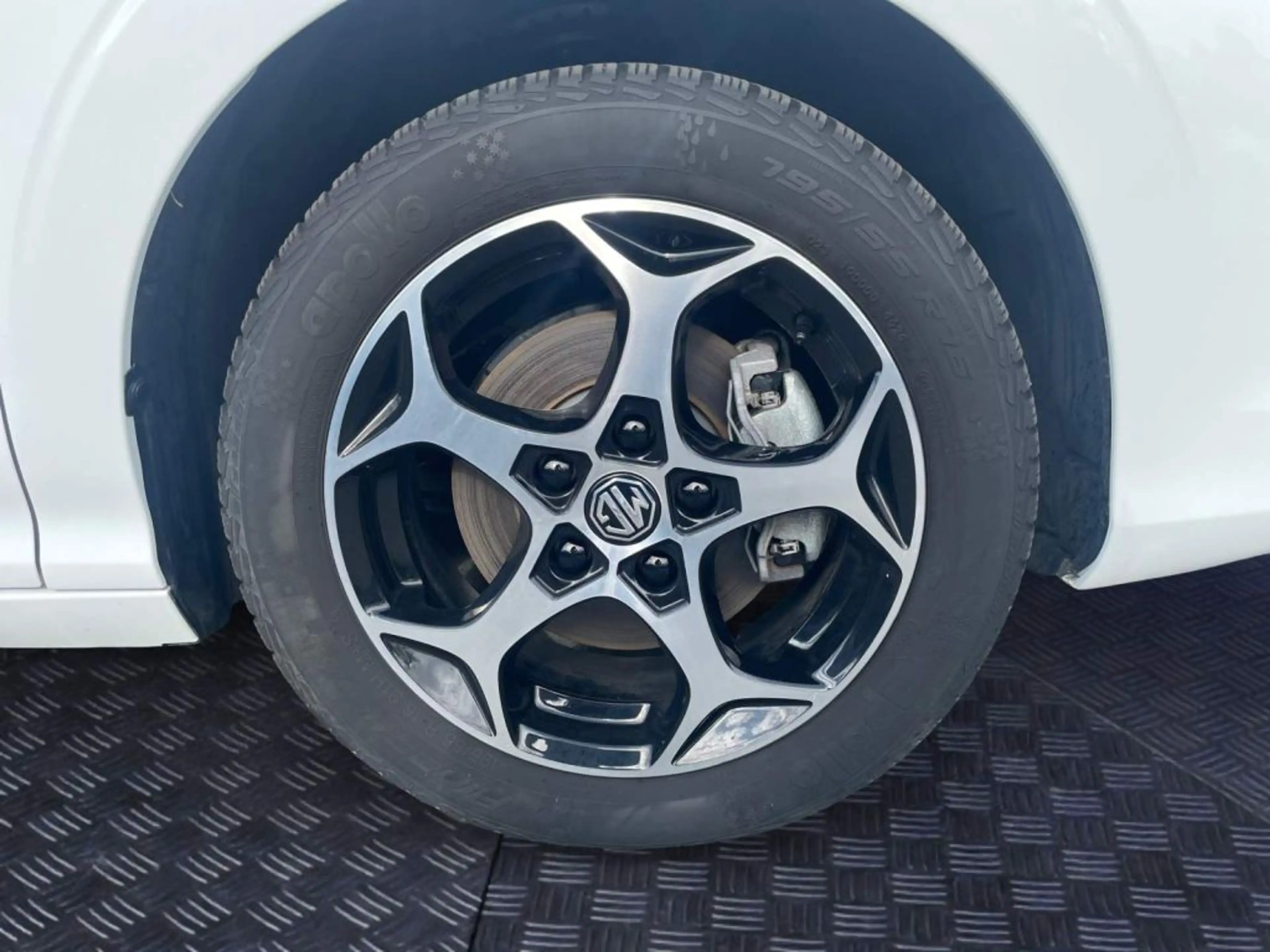MG MG3 3 Hybrid+ Luxury — photo 16