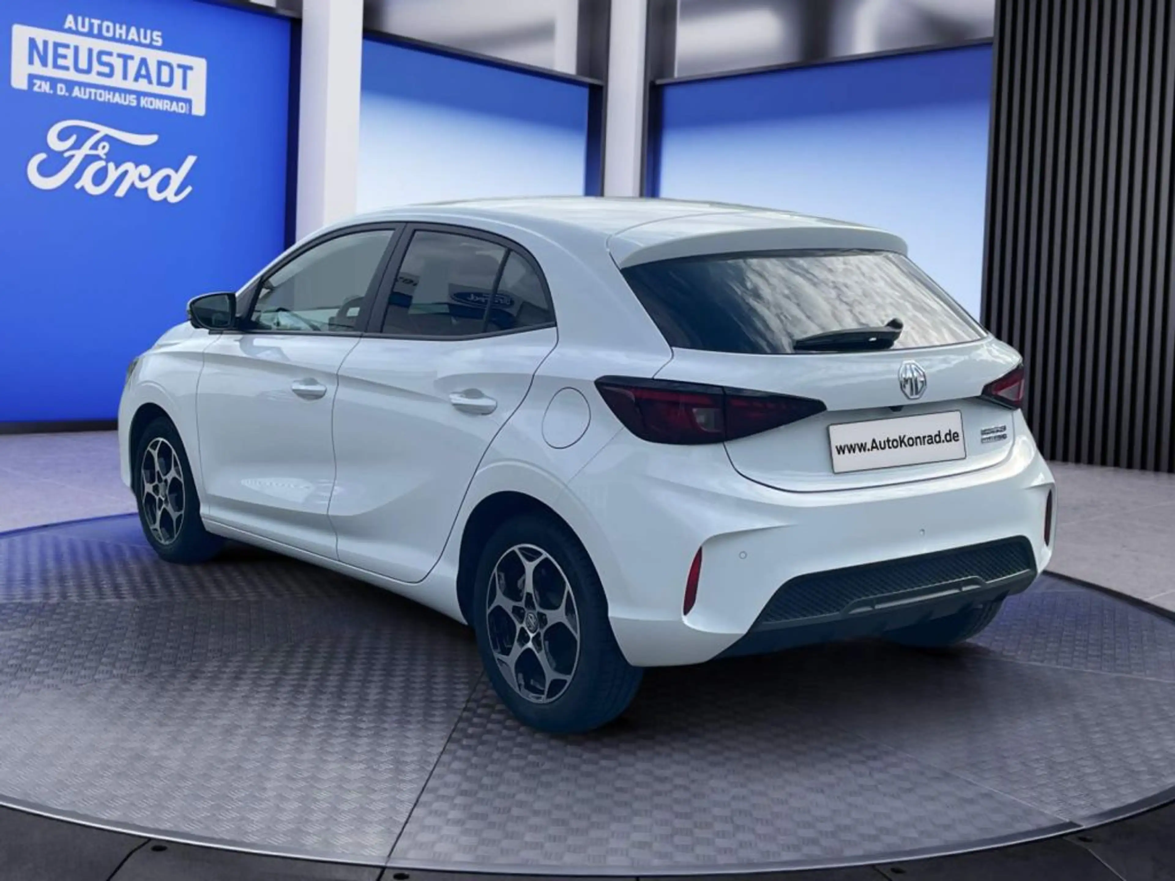 MG MG3 3 Hybrid+ Luxury — photo 4