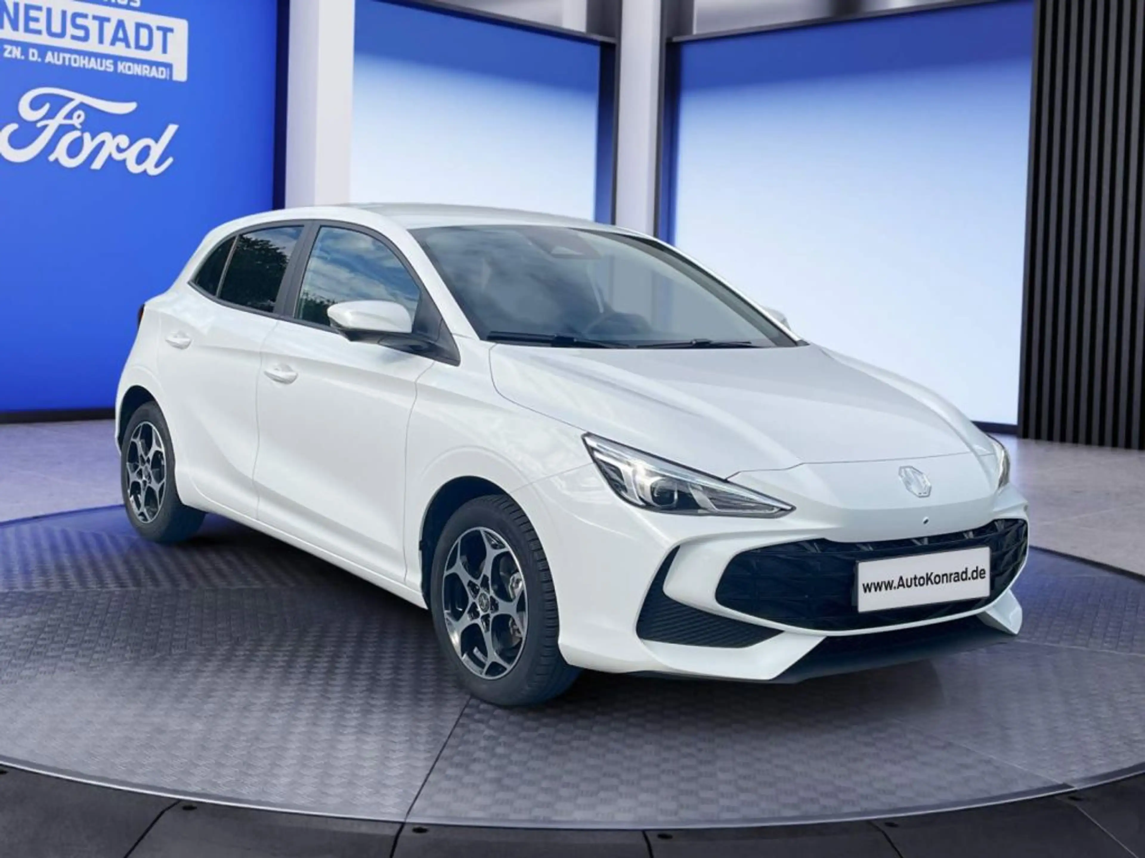 MG MG3 3 Hybrid+ Luxury — photo 17