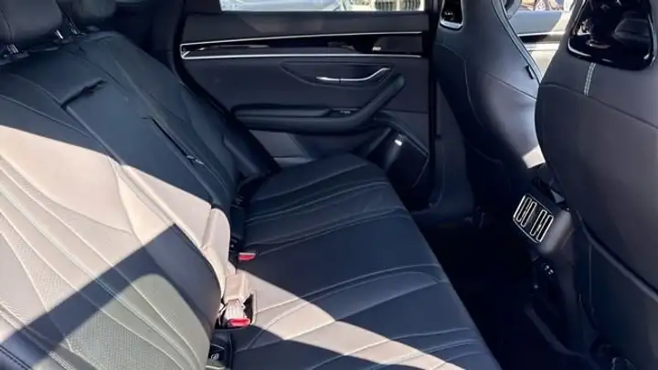 BYD Seal U DM-i COMFORT 2025, foto 7