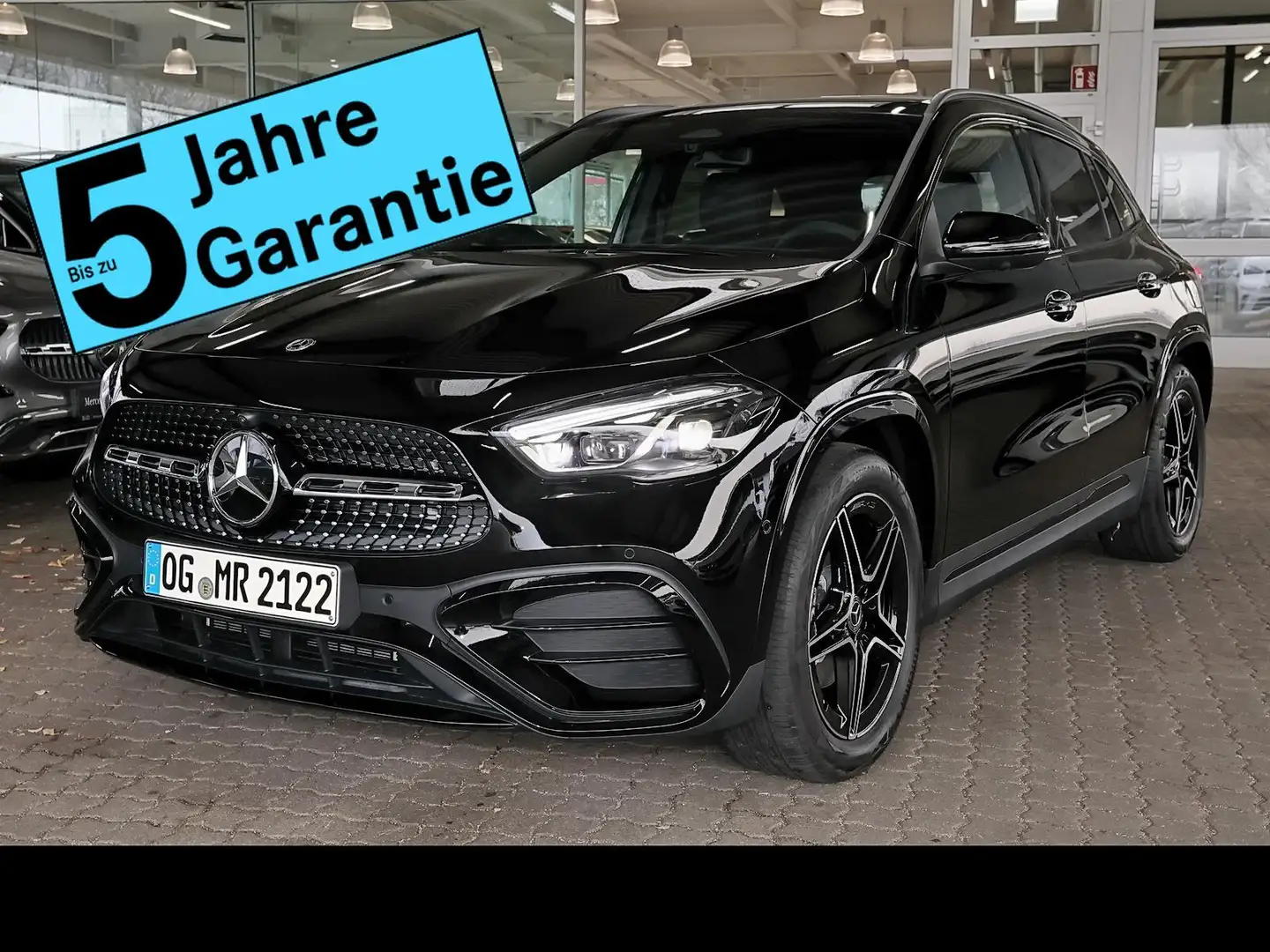 Mercedes-Benz GLA 200 AMG MBUX+M-LED+AHK+Pano+360°+Distronic Negru - 1