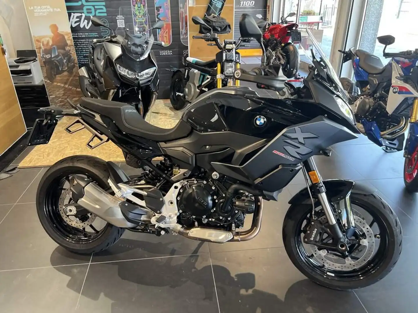 BMW F 900 XR Abs Noir - 1