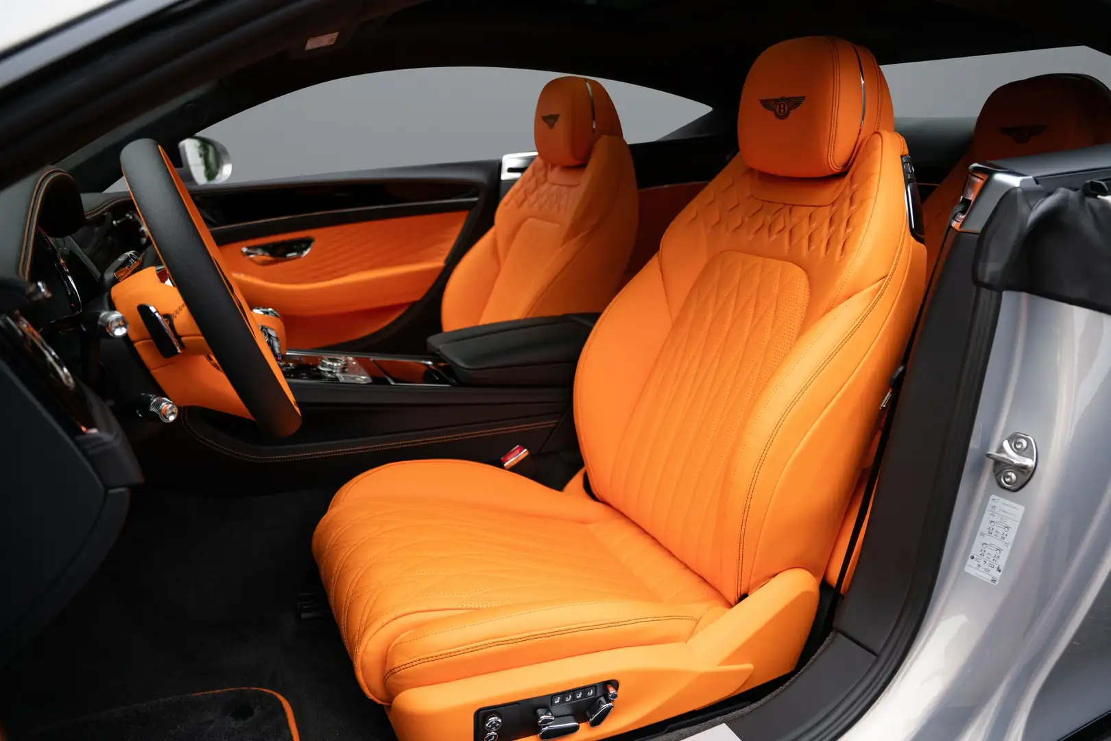 Bentley Continental GT Azure V8 Hybrid*MANDARIN* Silber - 2