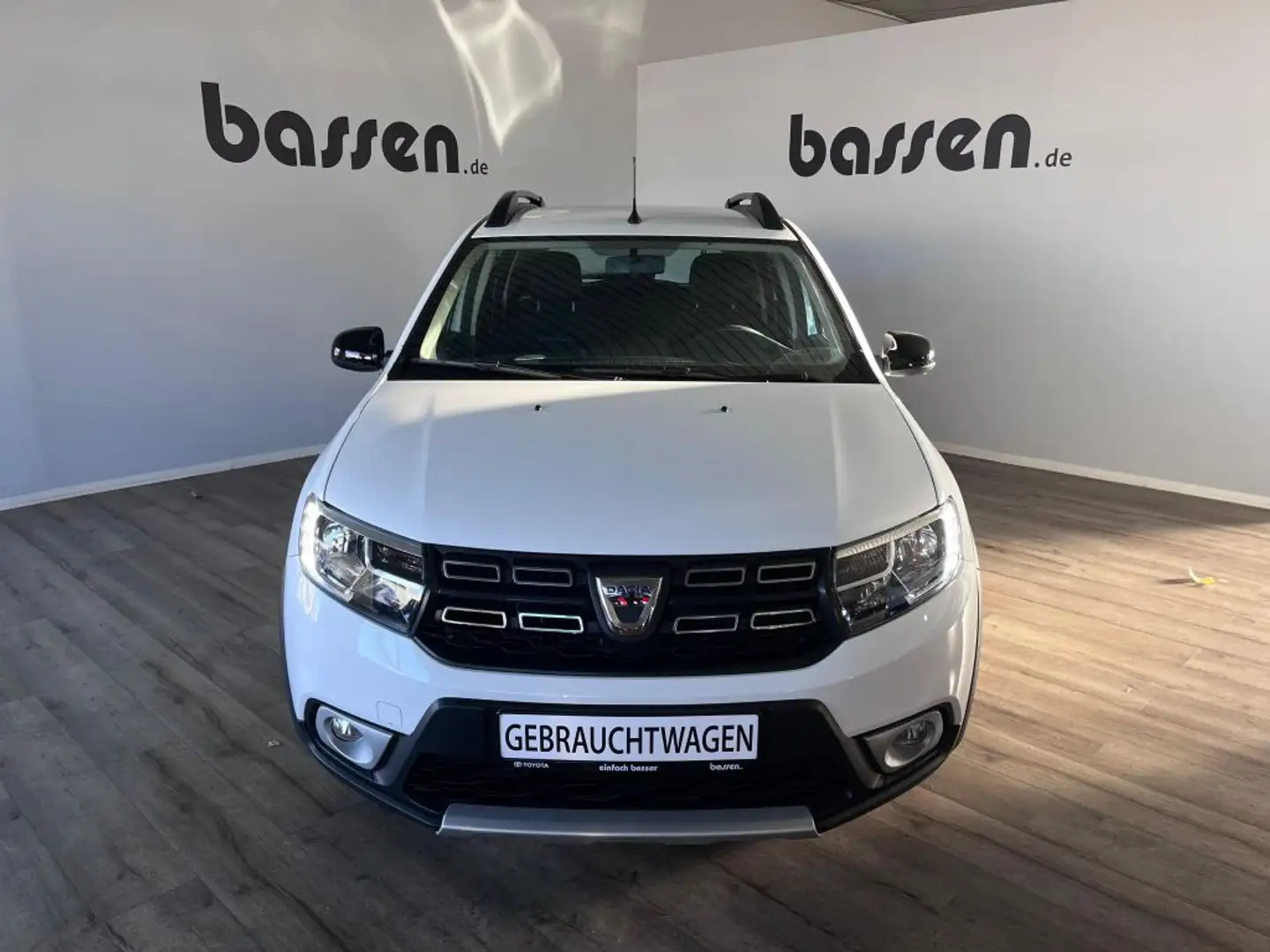 Dacia Sandero Stepway TCe 100 Celebration Bianco - 1