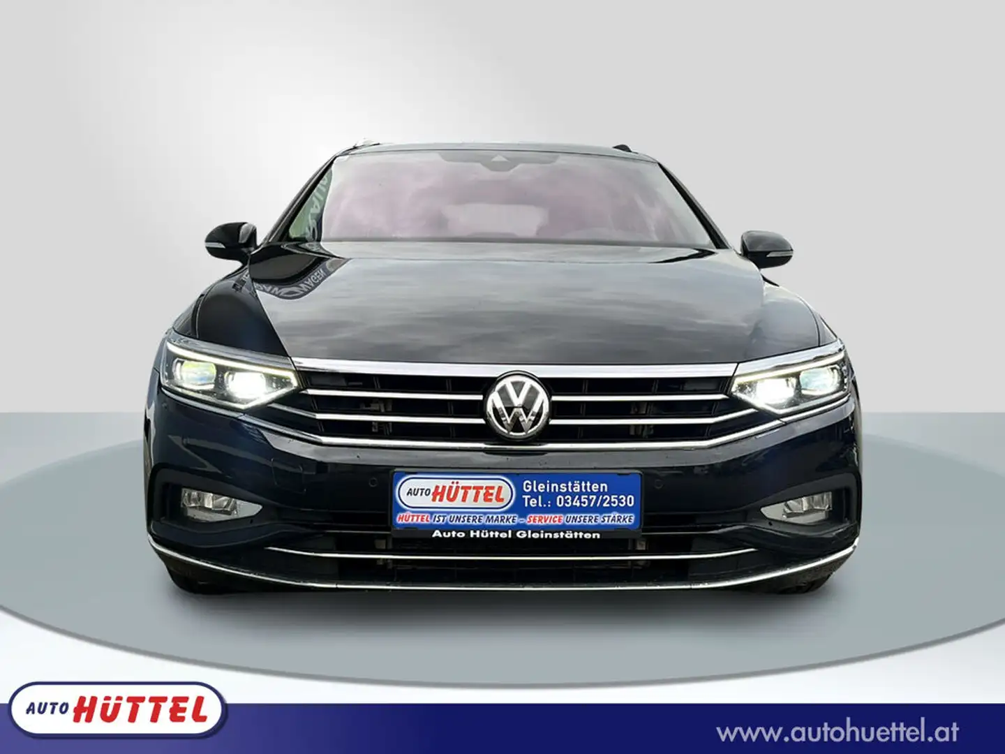 Volkswagen Passat Variant Elegance 2.0 TDI DSG Zwart - 2