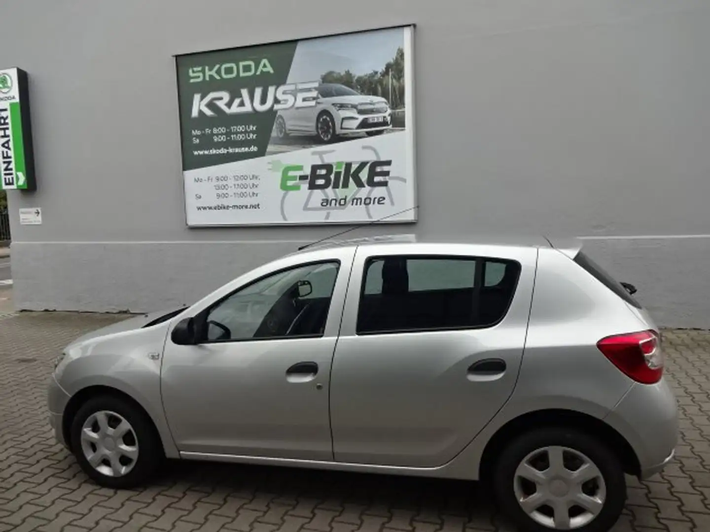 Dacia Sandero TCe Silber - 1