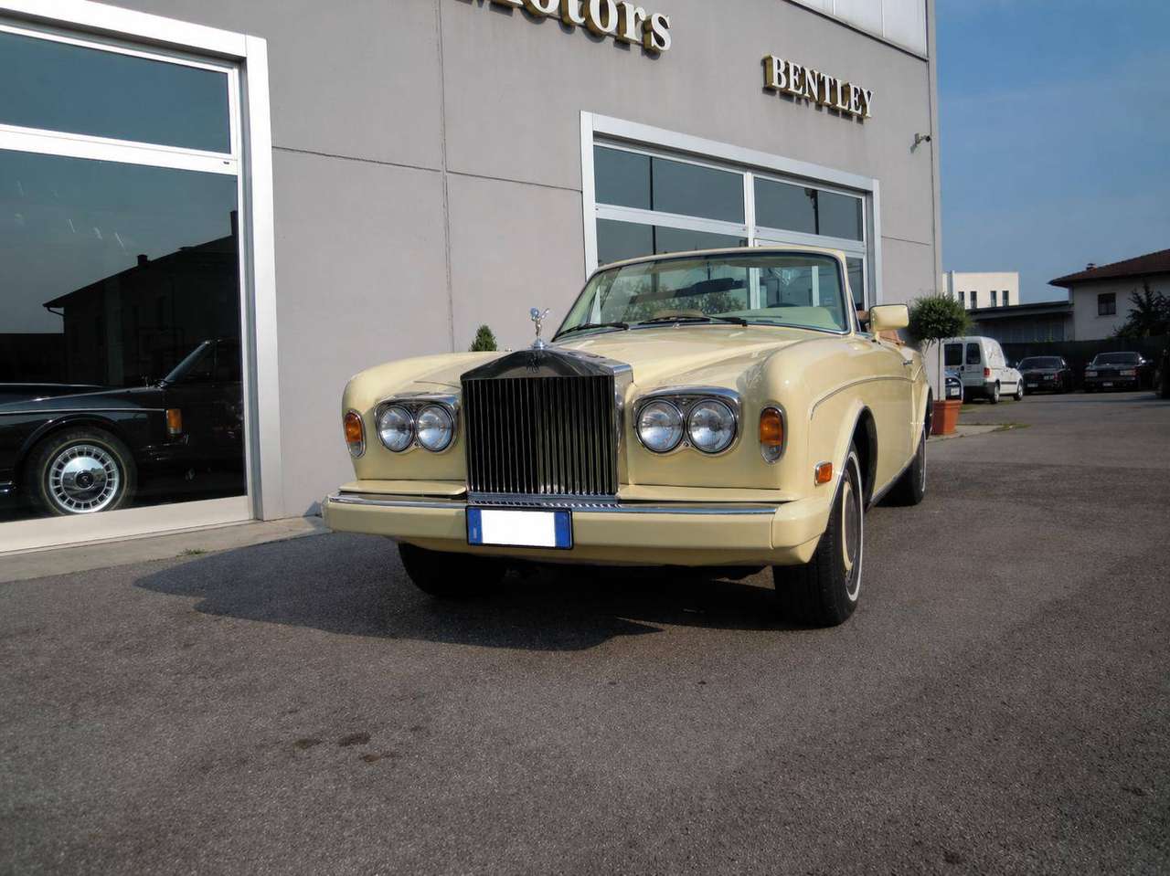 Rolls-Royce Corniche II