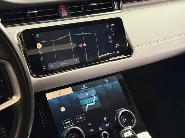 Land Rover Range Rover Evoque view 29