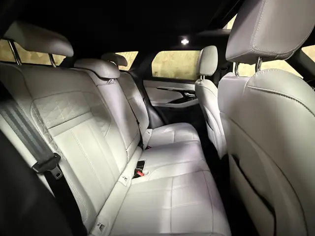 Land Rover Range Rover Evoque view 13