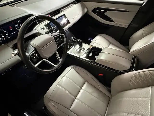 Land Rover Range Rover Evoque view 16