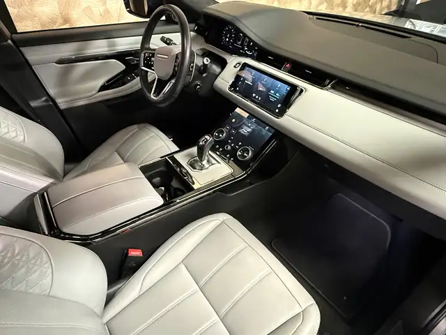 Land Rover Range Rover Evoque view 11