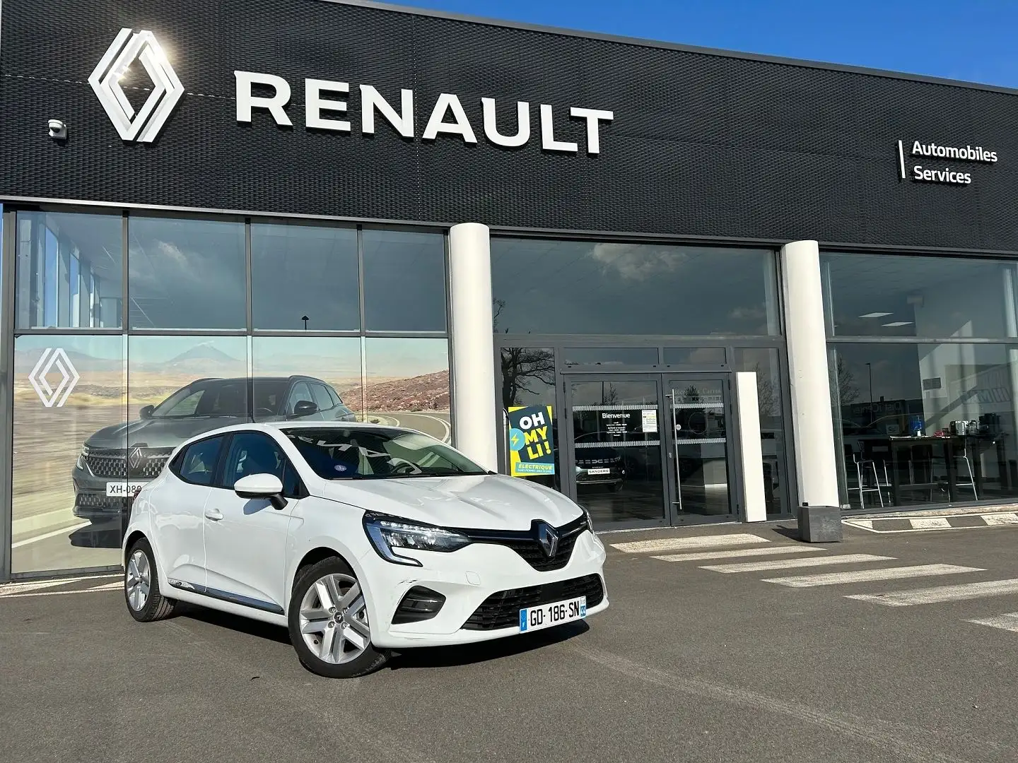 Renault Clio 1.6 E-TECH 140CH BUSINESS -21 - 1