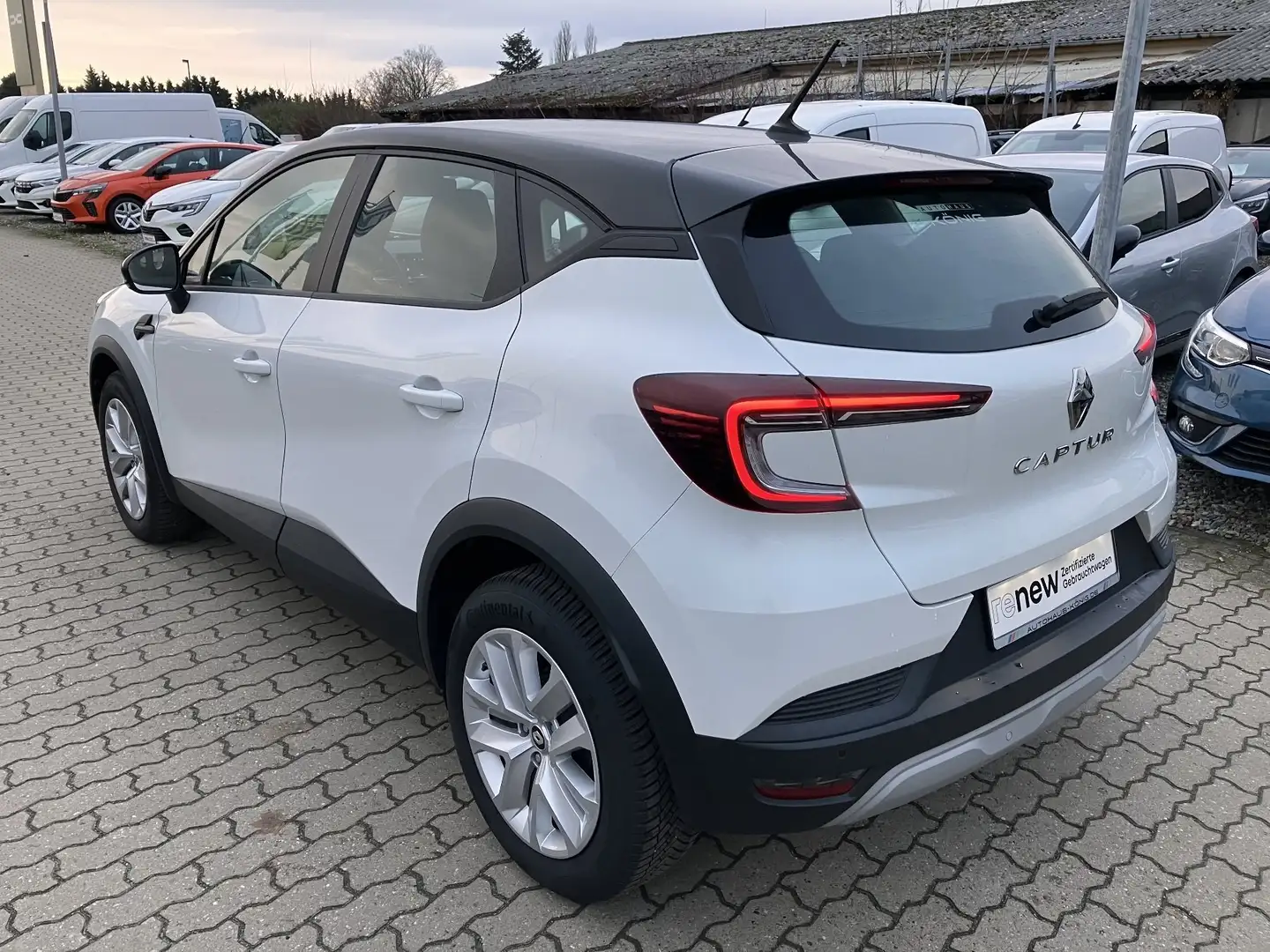 Renault Captur 1.3 TCe 140 EVOLUTION Automatik*Klima Weiß - 2