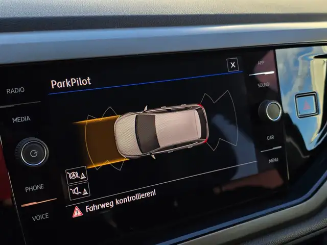 Volkswagen Polo view 12