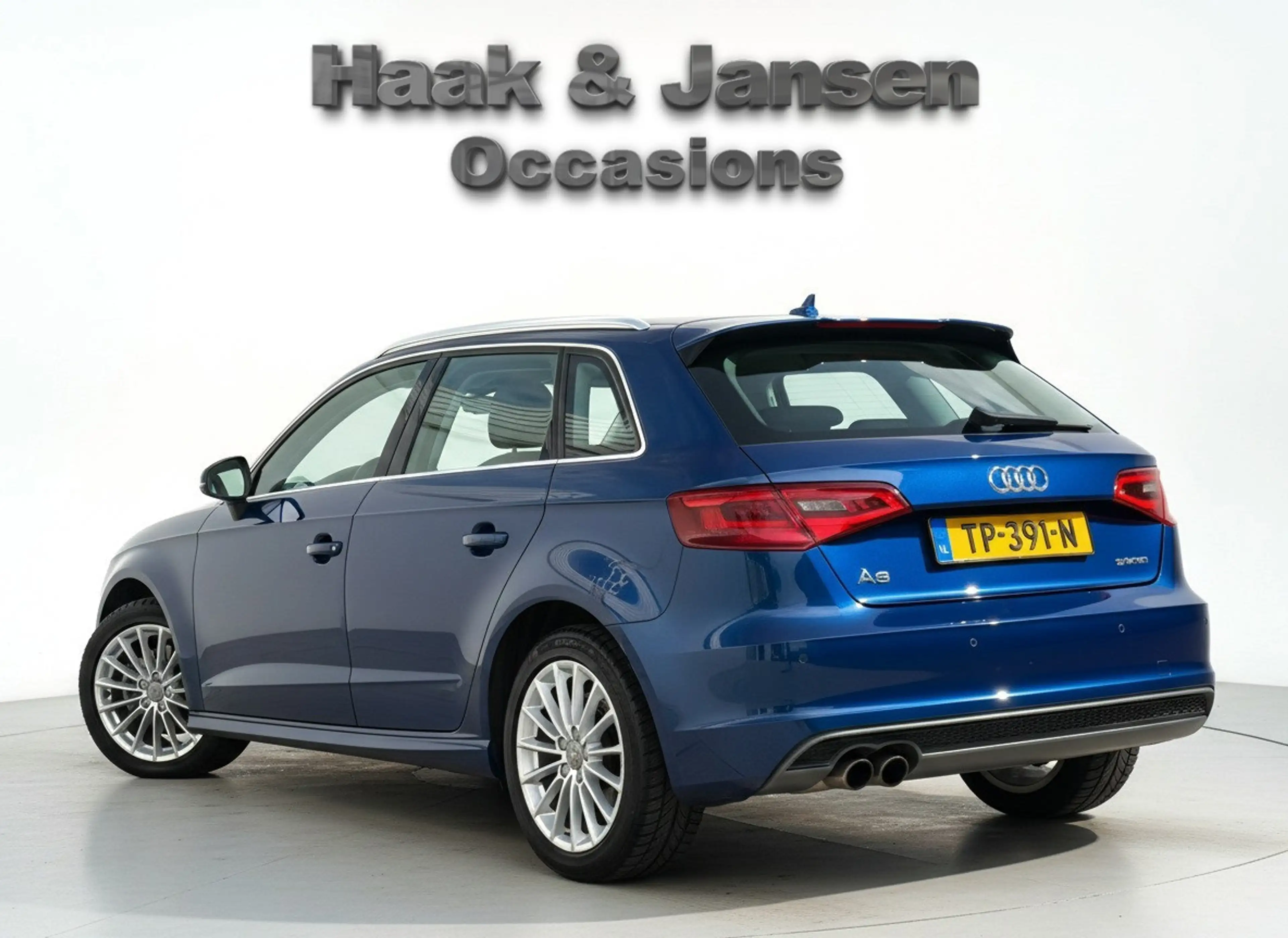 Audi A3 Sportback 1.4 TFSI Ambiente Pro Line g-tron - Crui — photo 3