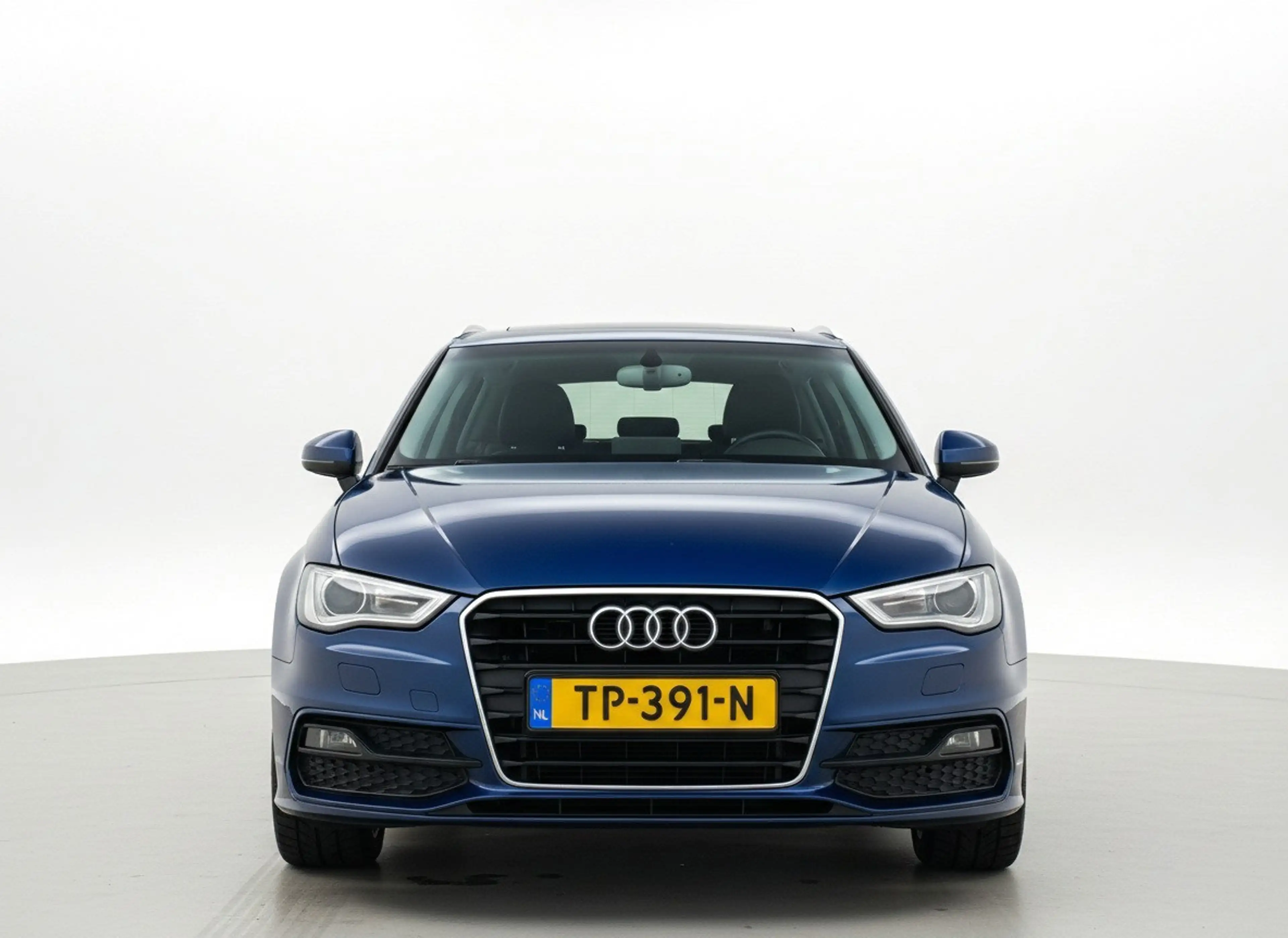 Audi A3 Sportback 1.4 TFSI Ambiente Pro Line g-tron - Crui — photo 5