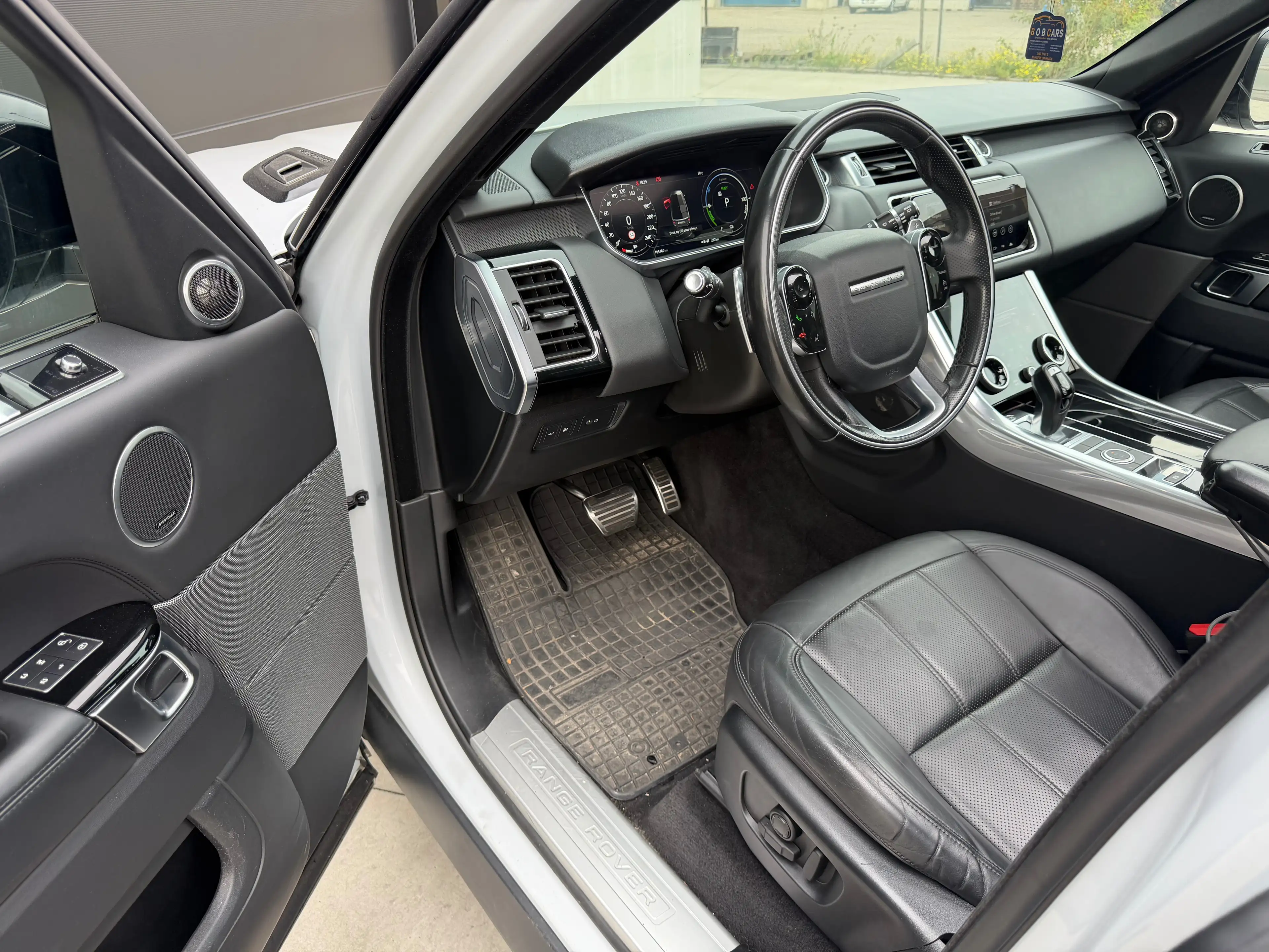 Land Rover Range Rover Sport P400e 2018/12 — photo 10
