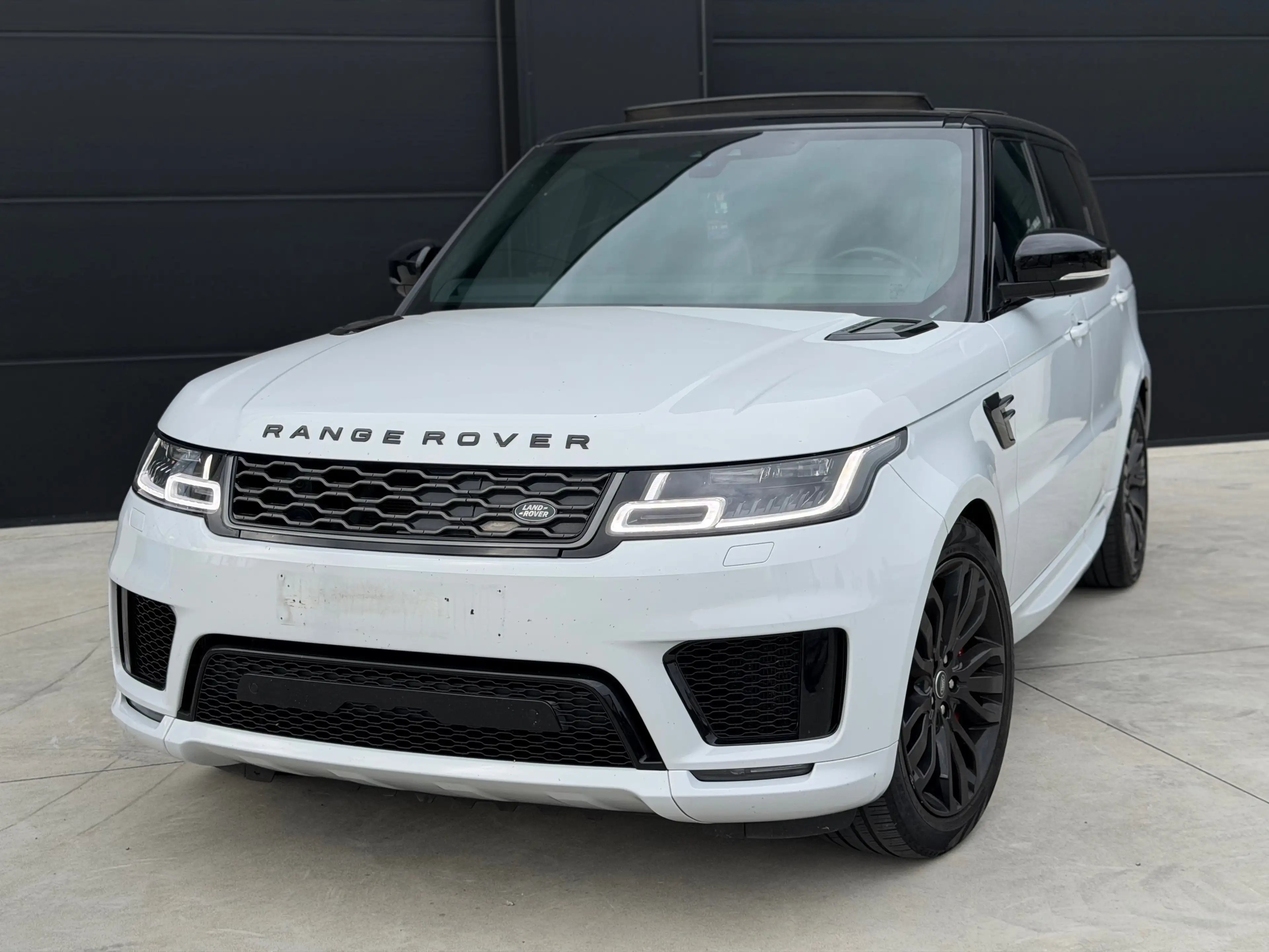 Land Rover Range Rover Sport P400e 2018/12 — photo 4