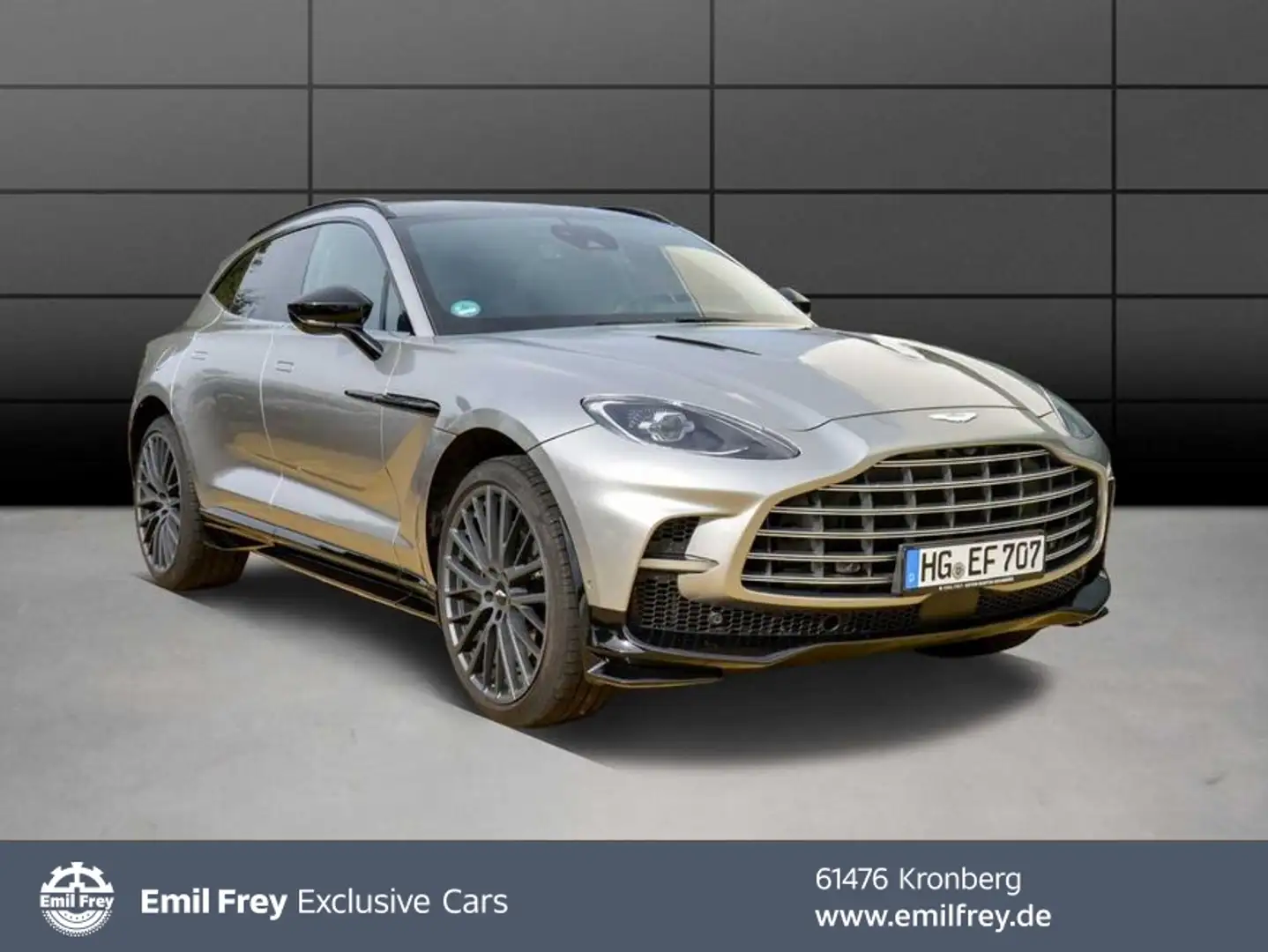 Aston Martin DBX 707 Silver - 1