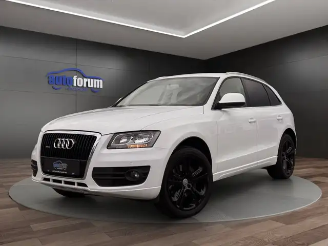 Audi Q5 3.0 TDI quattro NAVI°LEDER°SHZ°PDC°20"ALU