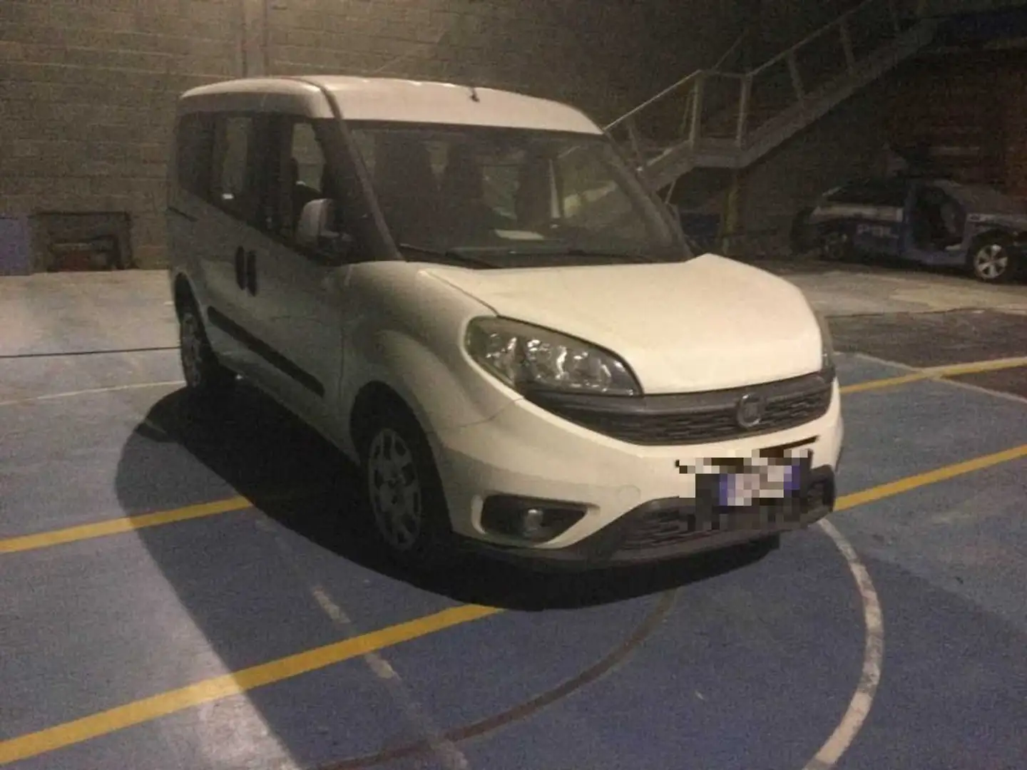 Fiat Doblo 1.6 MJT 16V 95CV EASY AUTOVETTURA Weiß - 2
