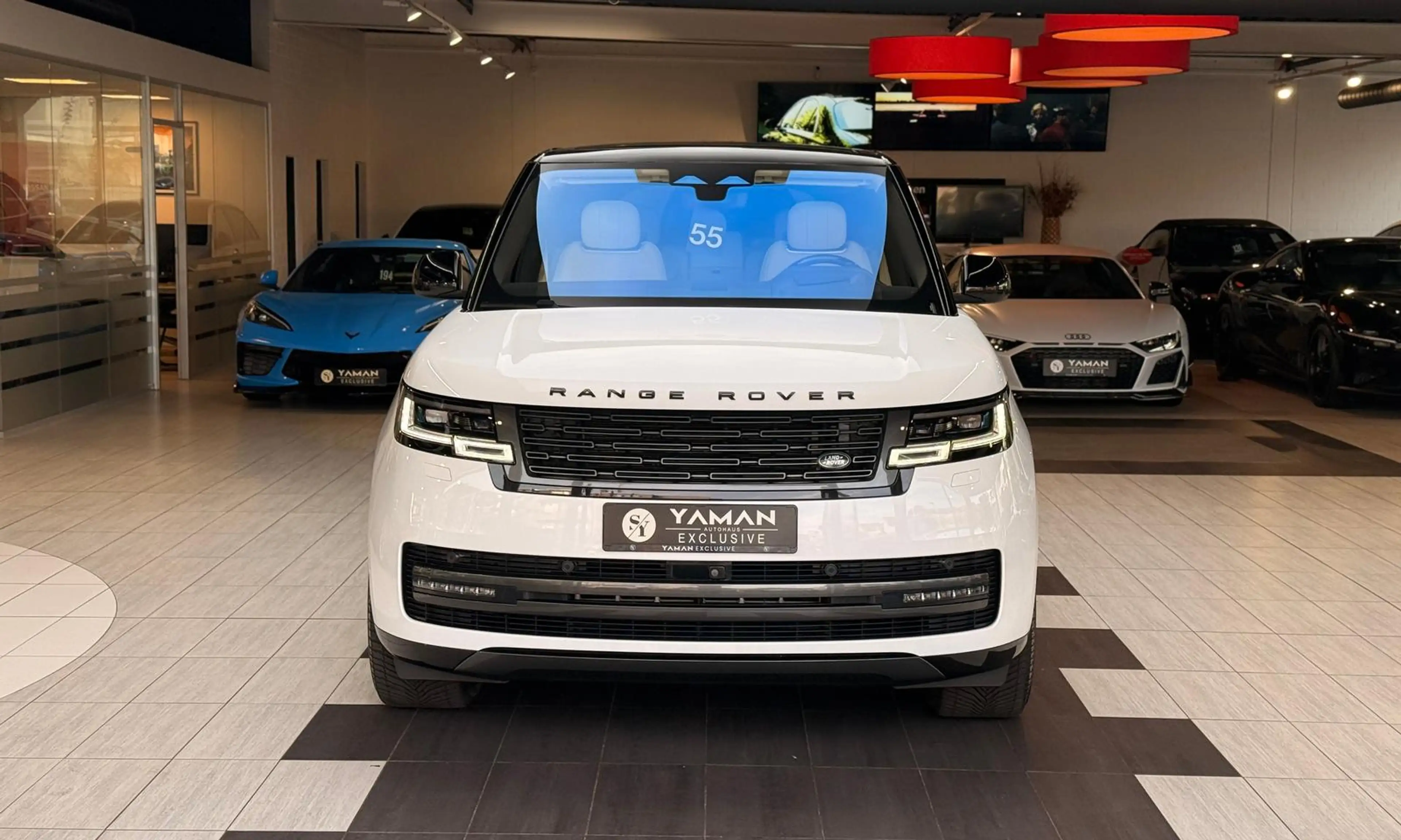 Land Rover Range Rover P440e LWB Lang Autobiography — photo 3