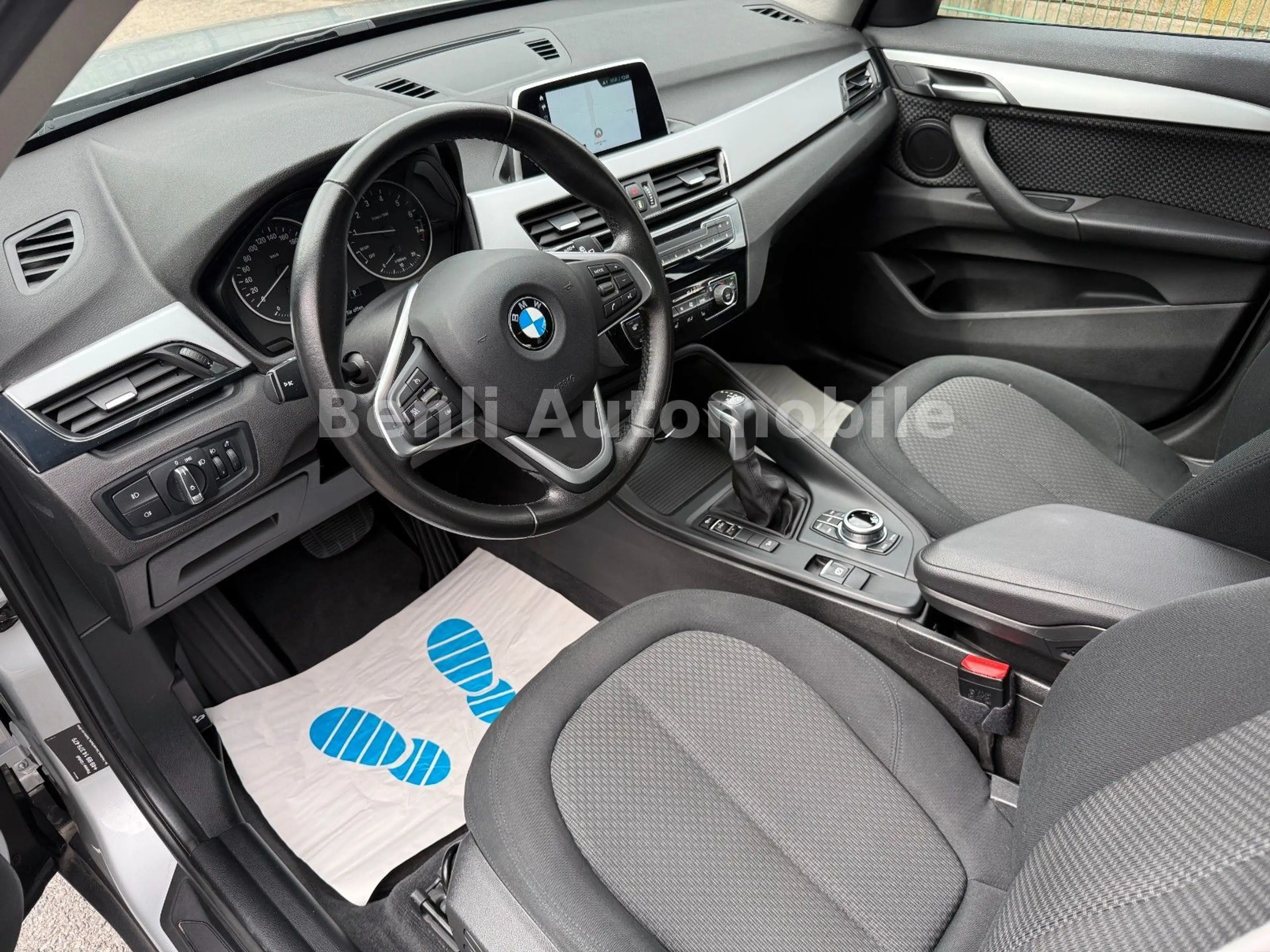 BMW X1 xDrive 20 i Advantage/40TKM/1.HAND/NAVI/AUTOM — photo 9