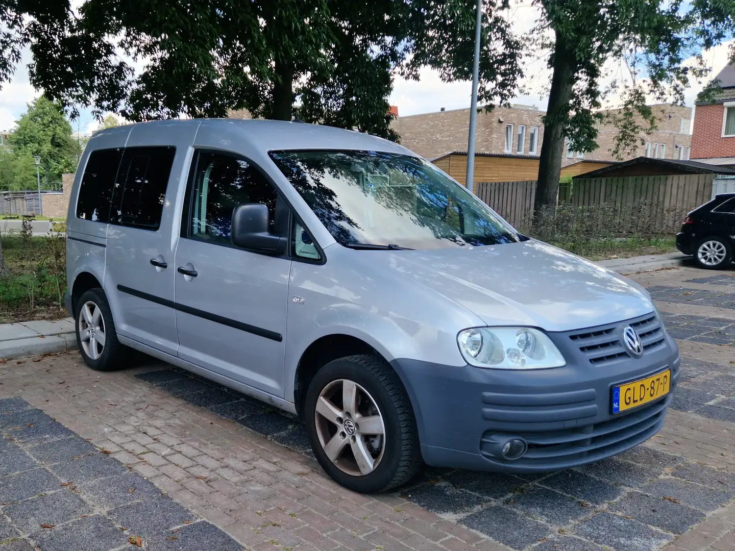 Volkswagen Caddy Caddy Combi 1.4 Comfortline 5p. Grijs - 2