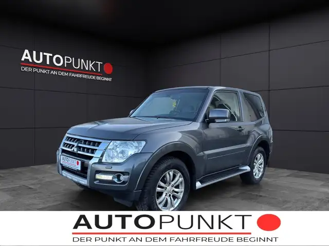 Mitsubishi Pajero 3.2 DI-D DIAMANT EDITION LEDER NAVI AUT.