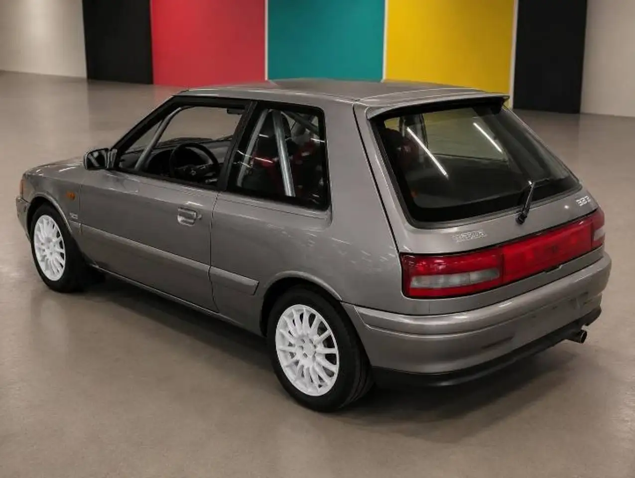 Mazda 323 1.8i GTR 4X4, foto 3