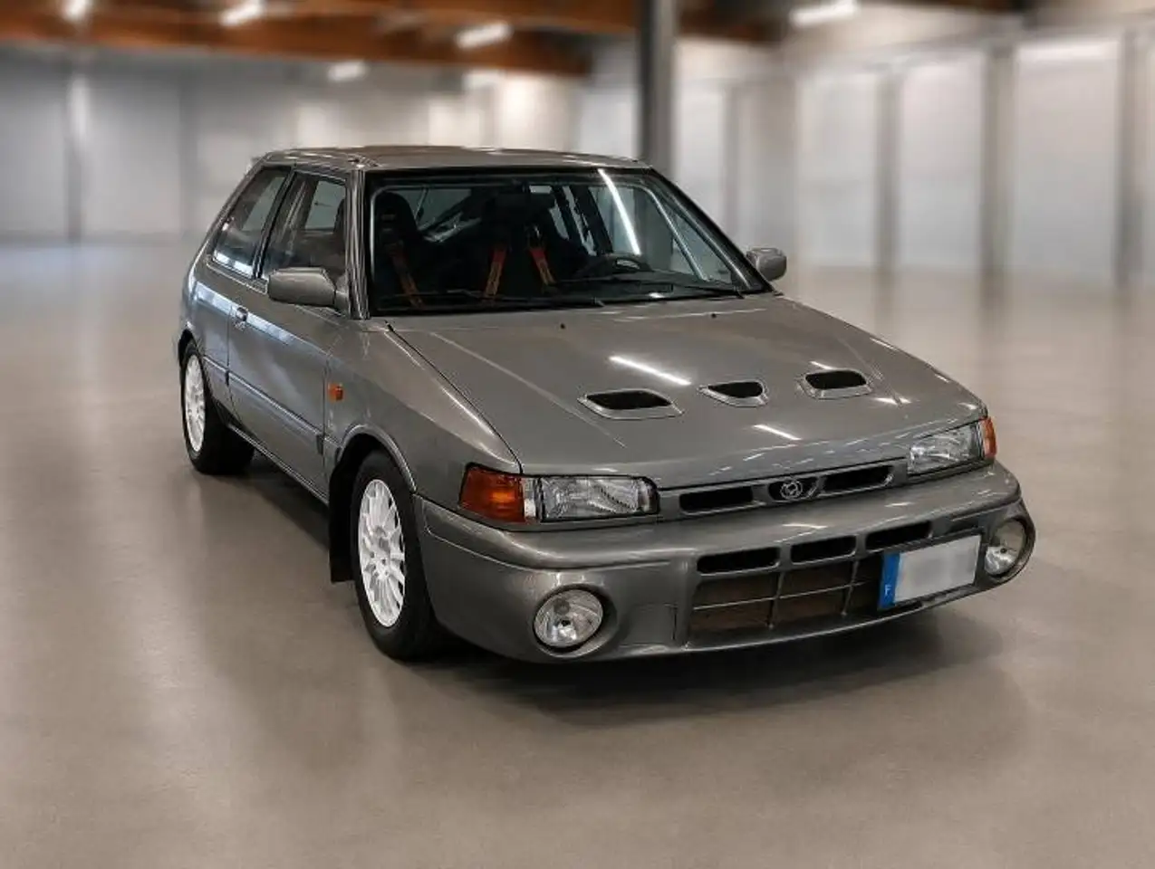 Mazda 323 1.8i GTR 4X4, foto 2