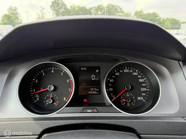 Volkswagen Golf view 15