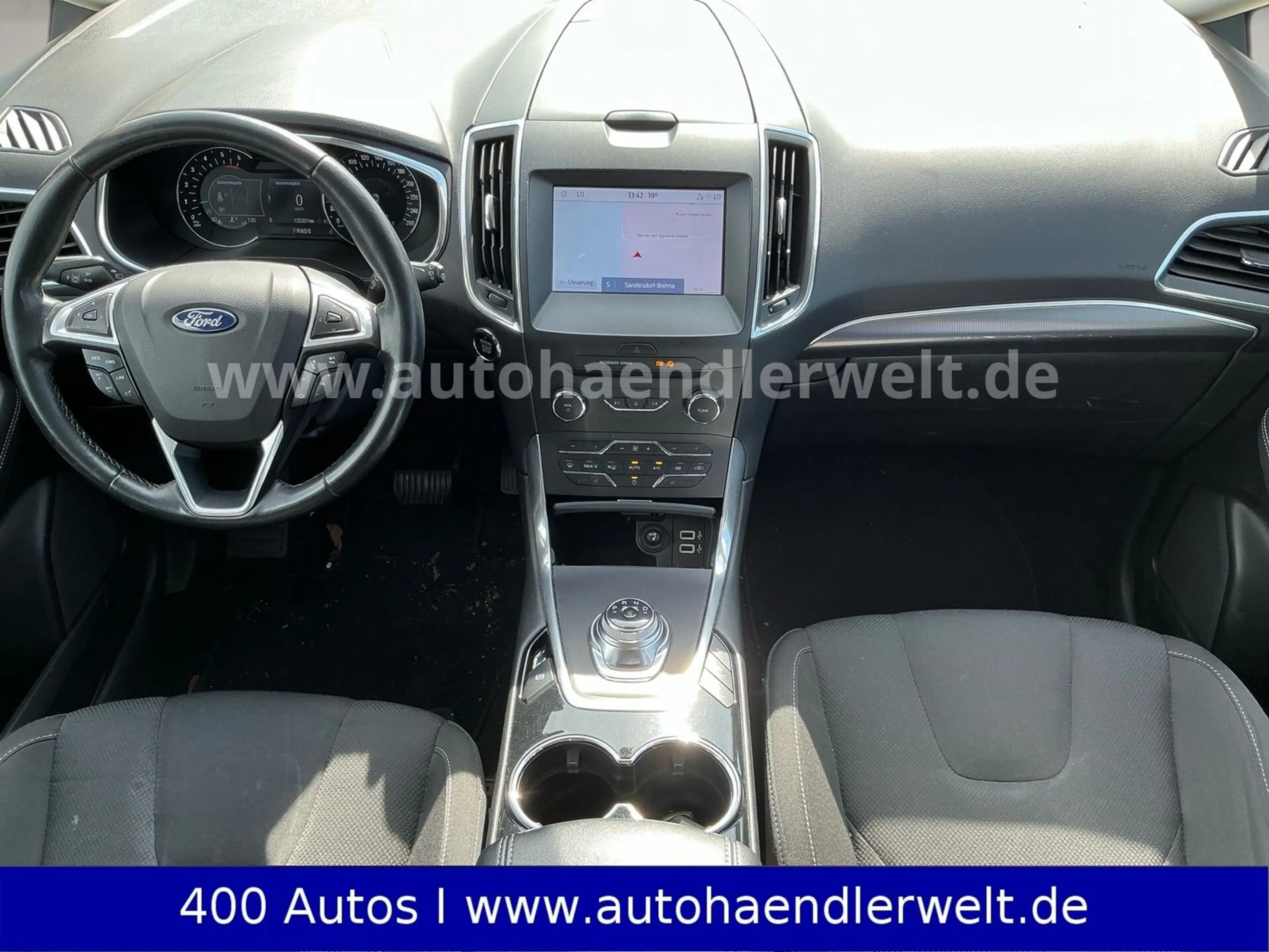 Ford S-Max S-MAX 2.0 Titanium AWD Automatik — photo 11