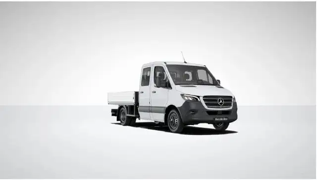 Mercedes-Benz Sprinter main image
