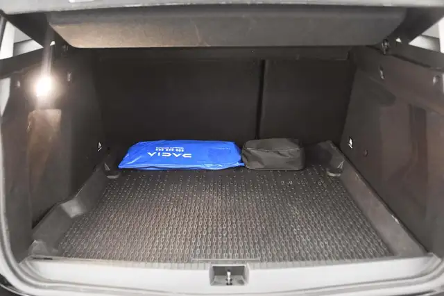Dacia Duster view 14