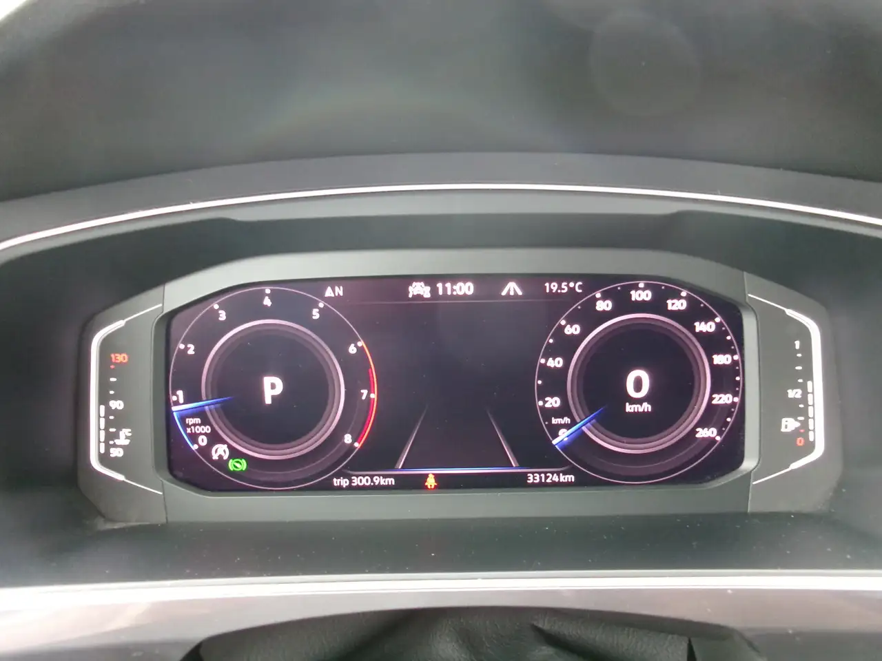 Volkswagen Tiguan photo Volkswagen Tiguan