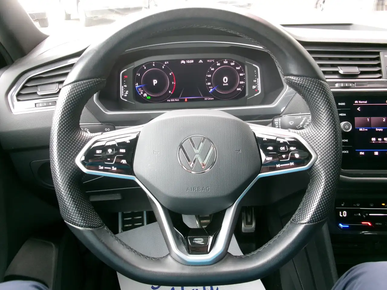 Volkswagen Tiguan photo Volkswagen Tiguan