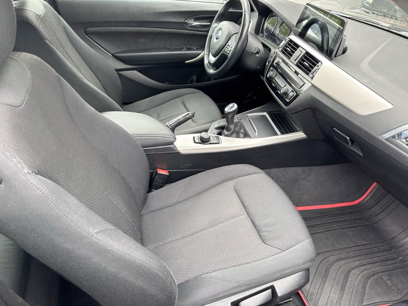 BMW 118 i Edition*3-Türig*Navi*Carplay*DAB+*PDC*18" — photo 13