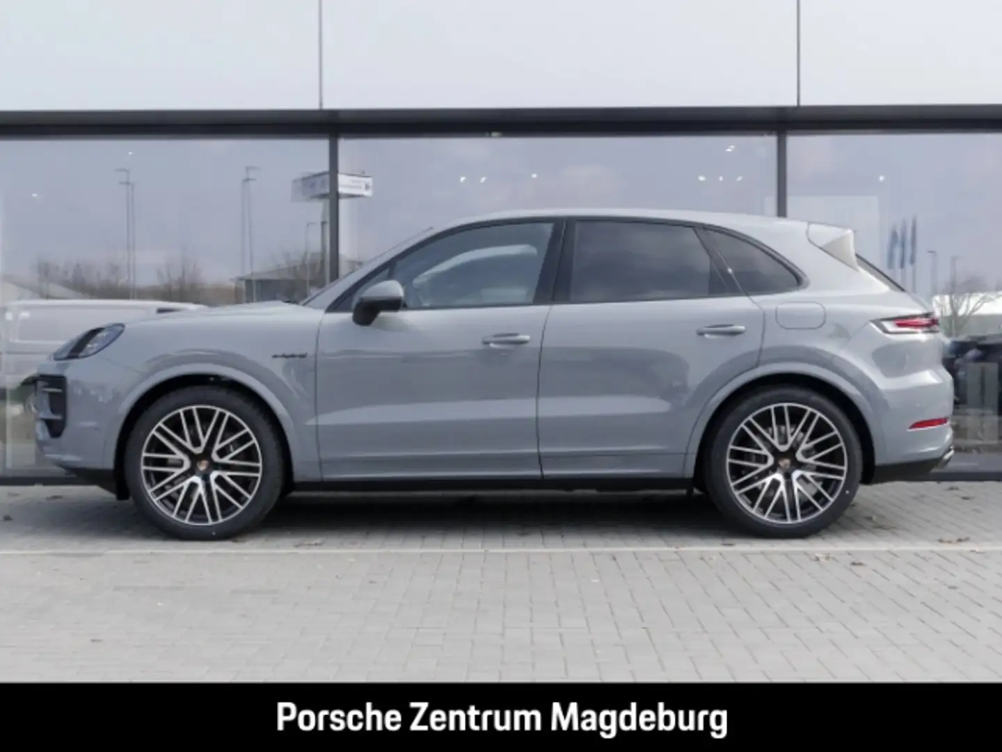 Porsche Cayenne E-Hybrid*PANO*BOSE*HD-MATRIX*AZV*INNO* Grau - 2