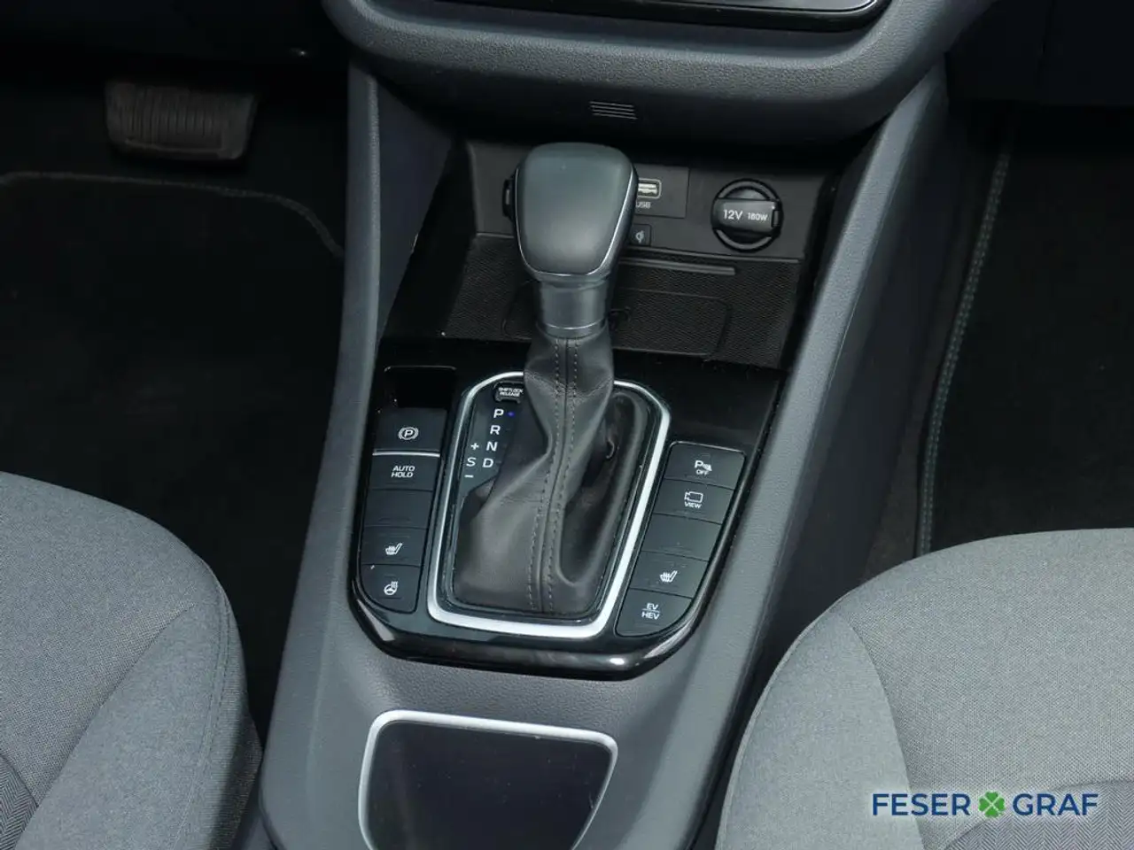 Hyundai Ioniq GDI Plug-in Hybrid 1.6, миниатюра 8