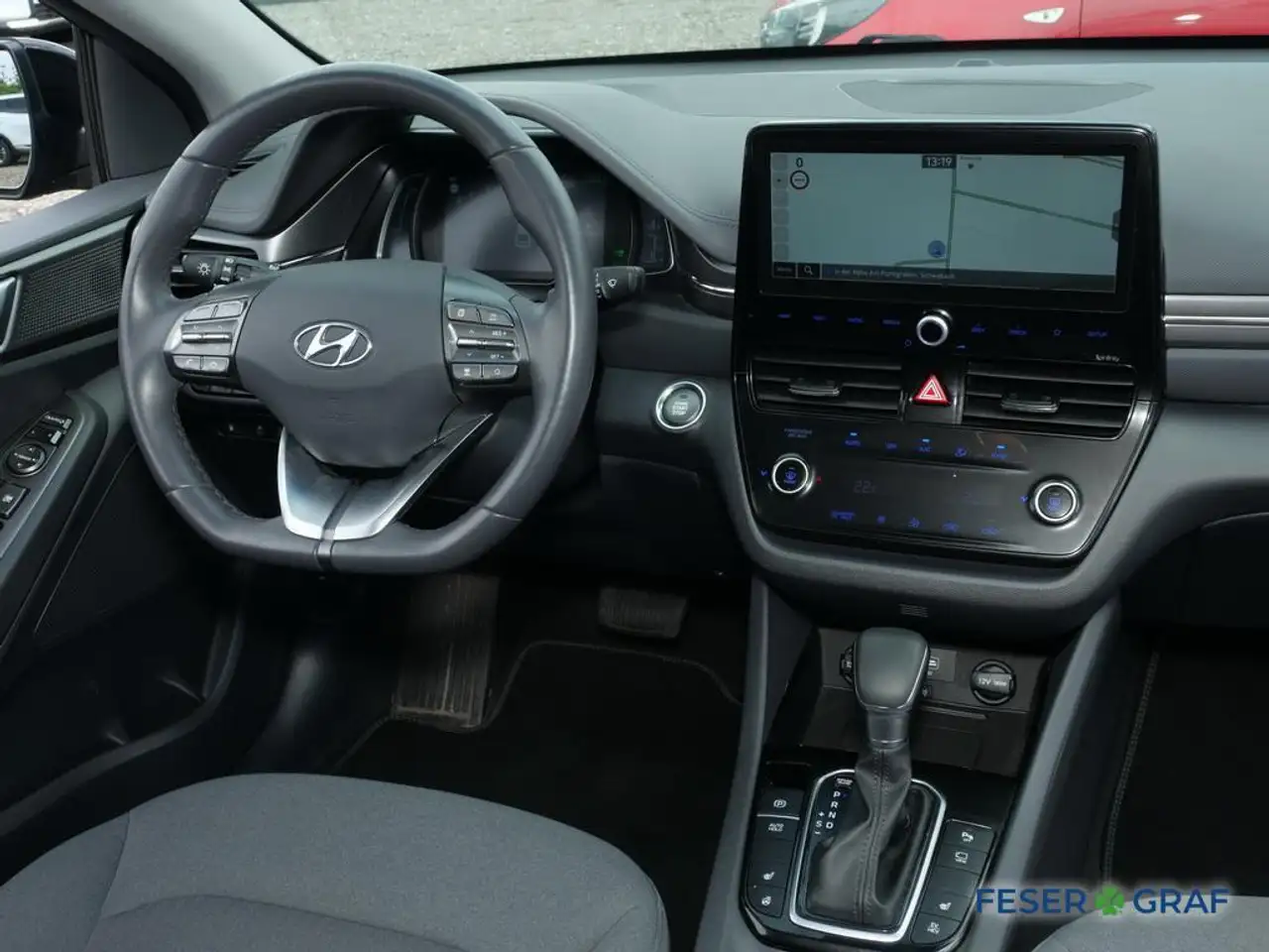 Hyundai Ioniq GDI Plug-in Hybrid 1.6, миниатюра 3
