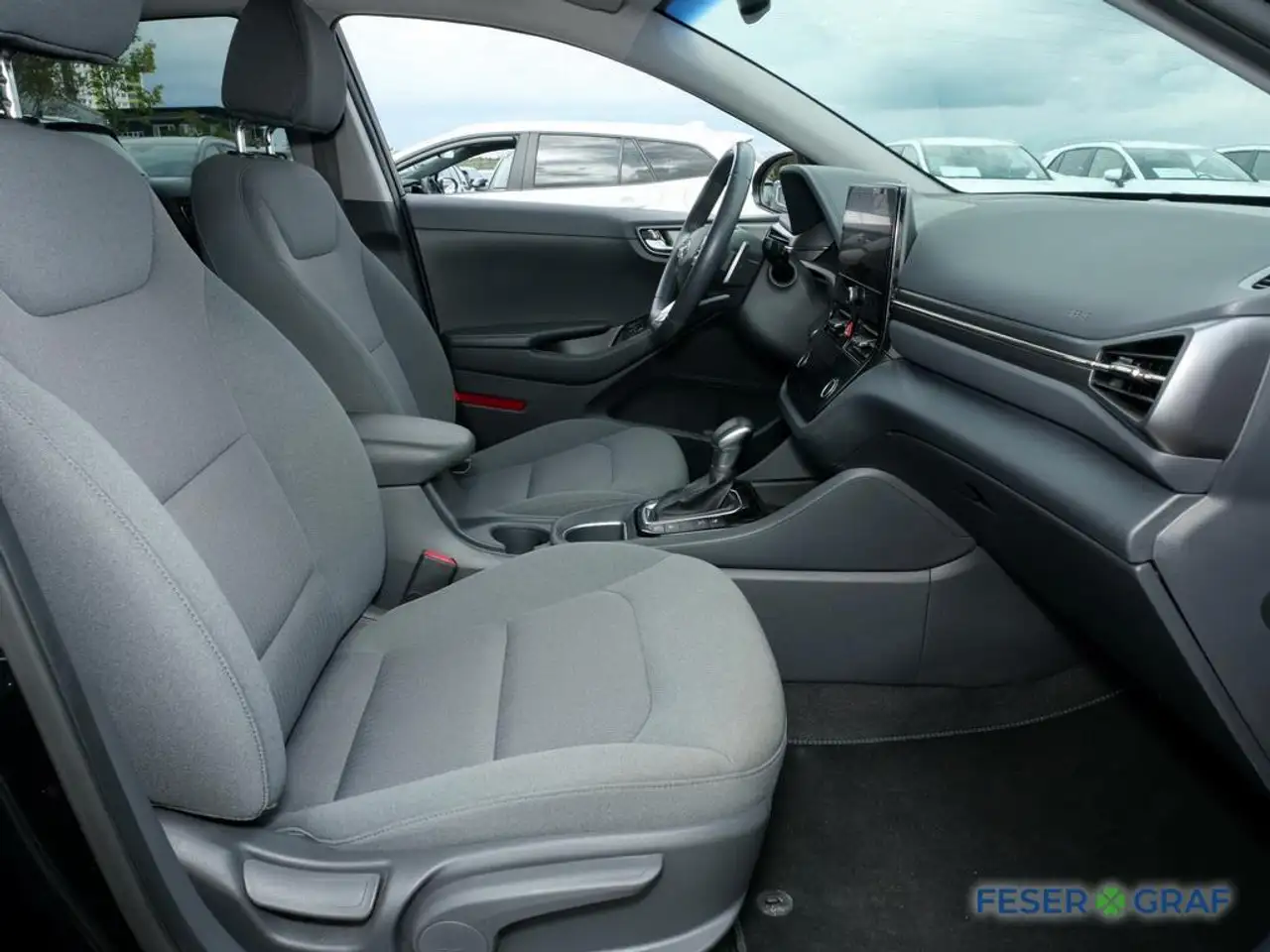 Hyundai Ioniq GDI Plug-in Hybrid 1.6, миниатюра 4