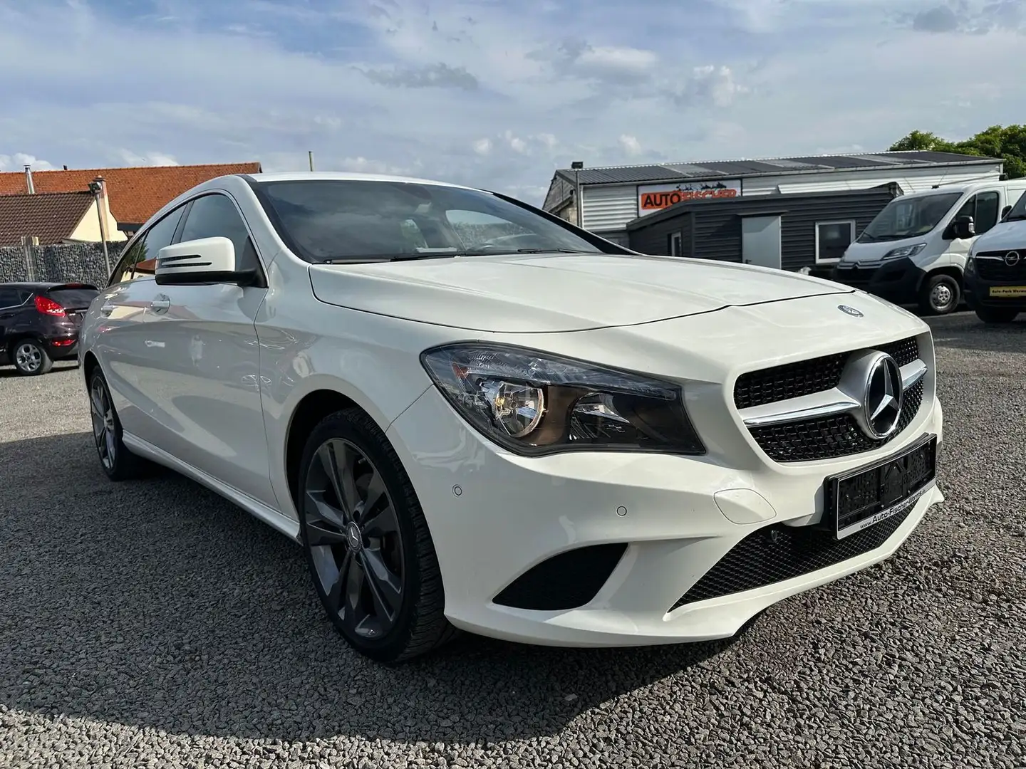 Mercedes-Benz CLA 180 Navi  PDC Blanco - 1