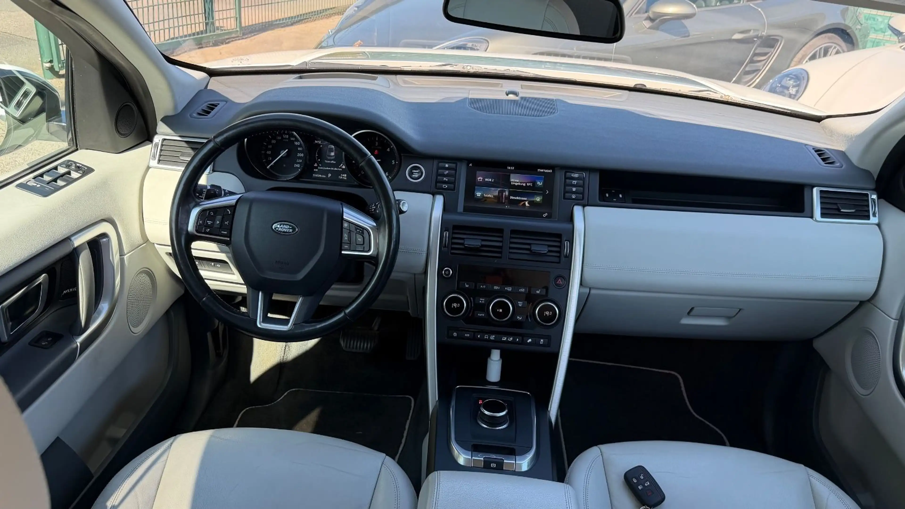 Land Rover Discovery Sport SE AWD#NAVI#LEDER#TEMPOMAT# — photo 14