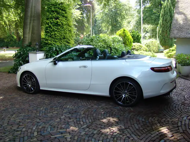 Mercedes-Benz E 450 Cabrio 4MATIC AMG Line
