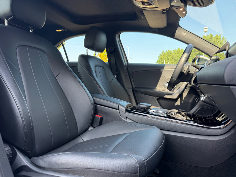 Mercedes-Benz A 180 Business Solution Luxury|Cam|Pano — photo 35